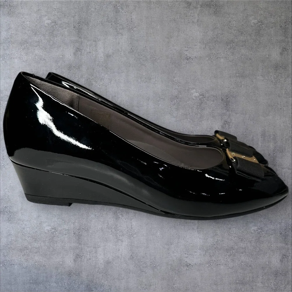 SAS AVA ITALIAN LEATHER Black Patent Leather Peep-toe 1.5